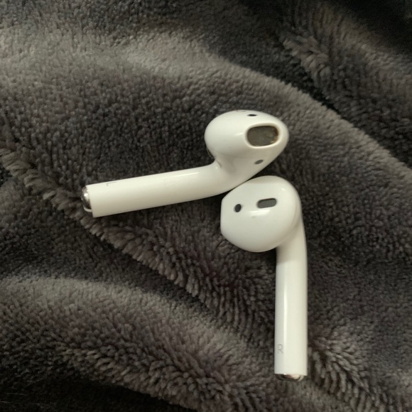AirPods Generation 1
